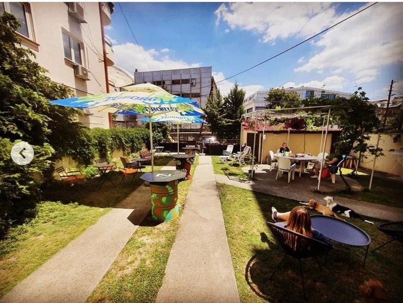Nordic Hostel N-Box スコピエ エクステリア 写真