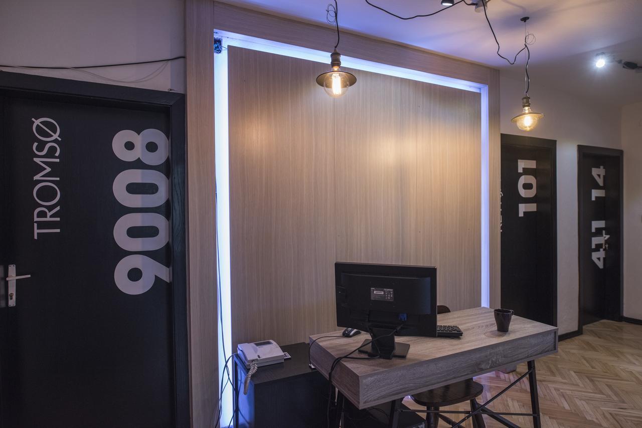 Nordic Hostel N-Box スコピエ エクステリア 写真